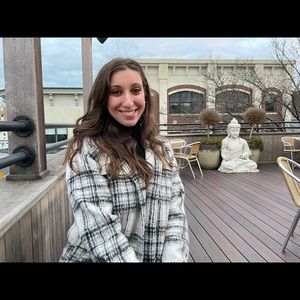 Meet your Posher, Darla